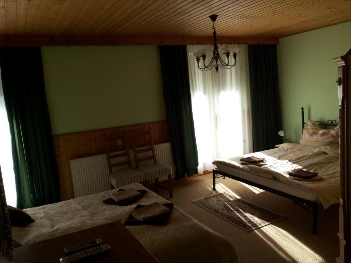 Alpenpension Алтаусзее Стая снимка